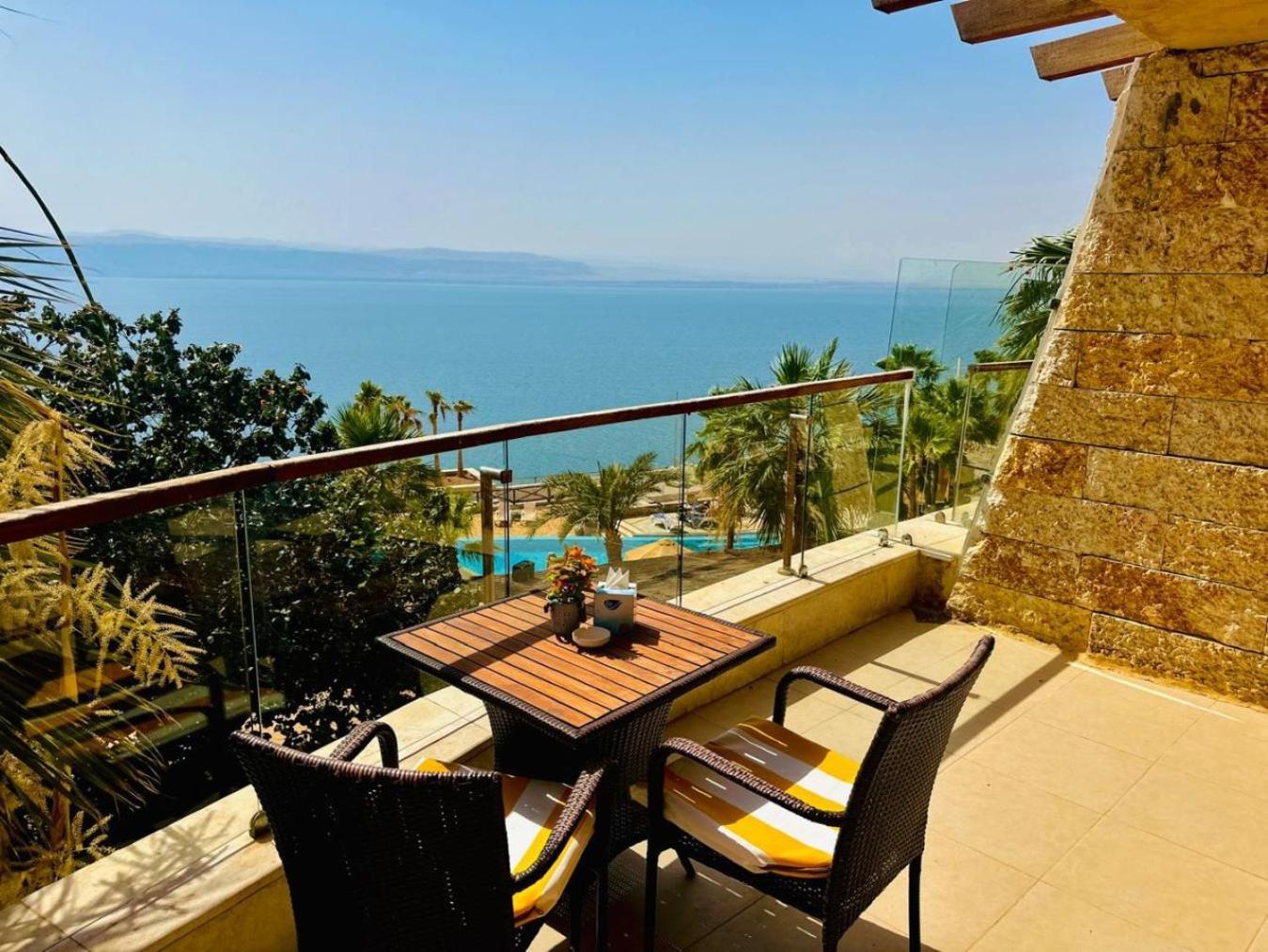 O Beach Hotel & Resort Sweimeh Exterior foto